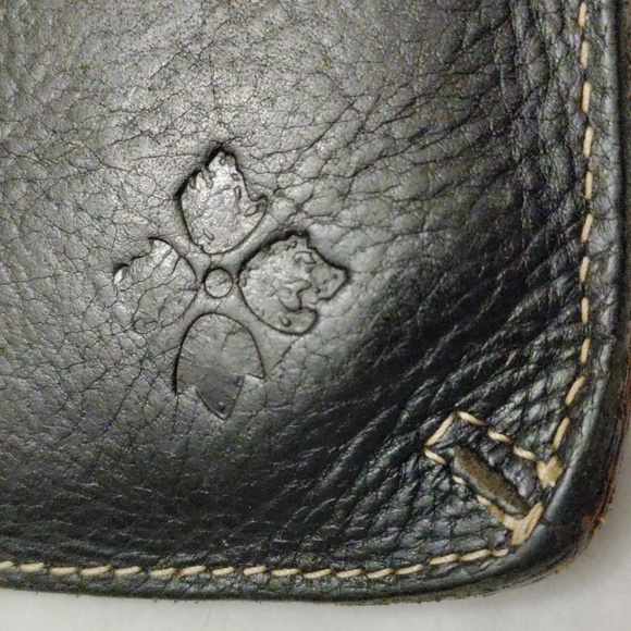 Patricia Nash Black Embossed Leather Wristlet 91/2x5 inch size. Like new - Picture 3 of 6